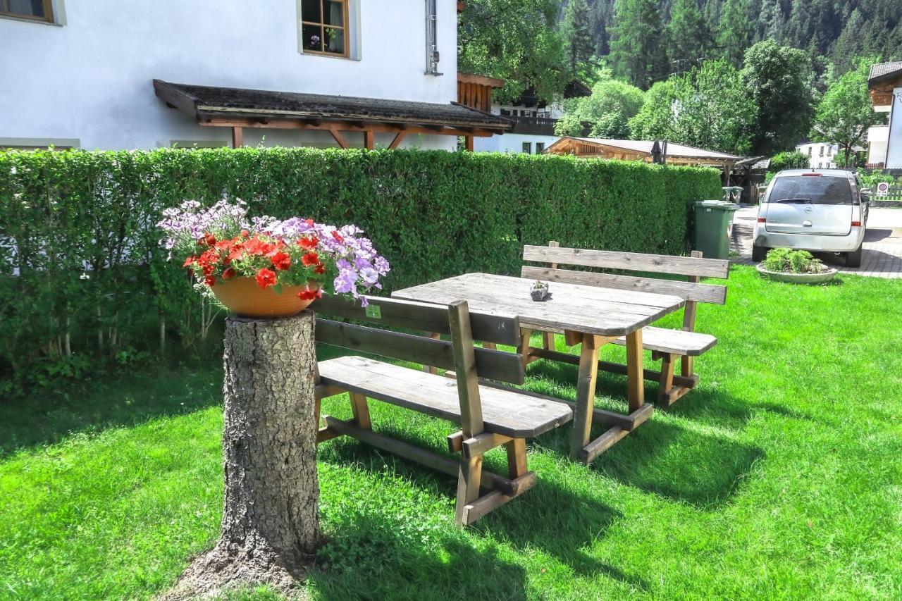 Pension Ridnauntal Racines Exterior photo